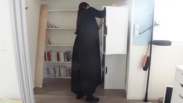 4.5畳の子ども部屋を作り変えるためクローゼットに引き出しを2段重ねで配置