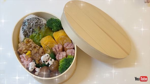 息子に遠足用のお弁当を作る辻希美