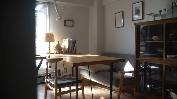 カフェ風にDIYした築60年のダイニングツアー