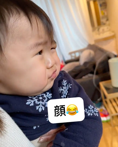お兄ちゃんと離れたくない1歳妹