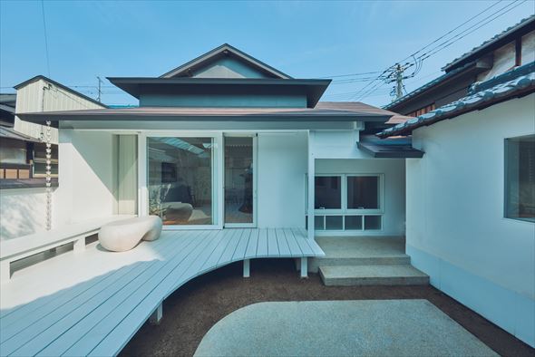 MUJI BASE TESHIMA