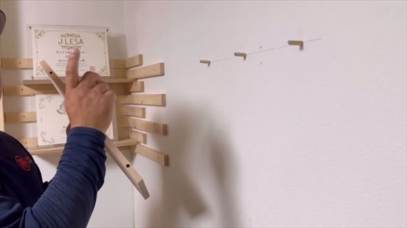 壁から生える棚のDIY