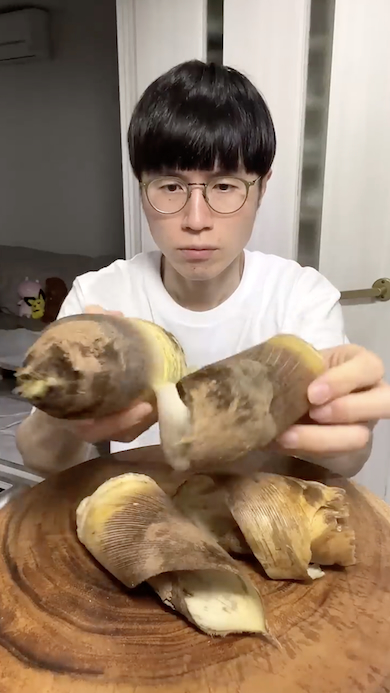 タケノコの刺身作り