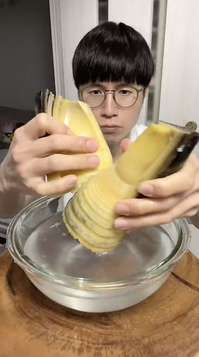 タケノコの刺身作り