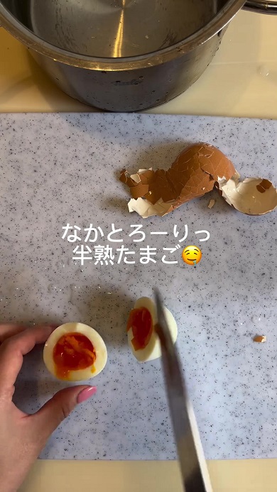 黄身の部分はとろとろの状態