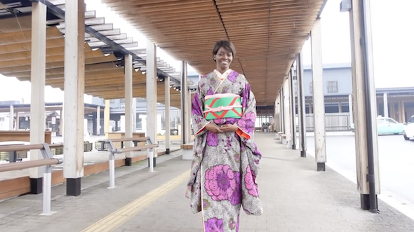 マラウイ人女性がキモノ初体験