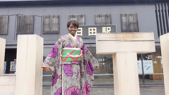 マラウイ人女性がキモノ初体験