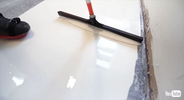 味気ない床が大変身