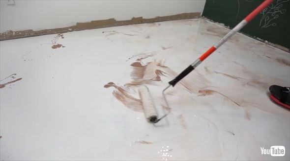 味気ない床が大変身