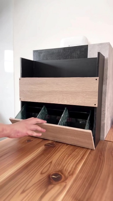 100均の商品を組み合わせて手作りするコーヒーラック