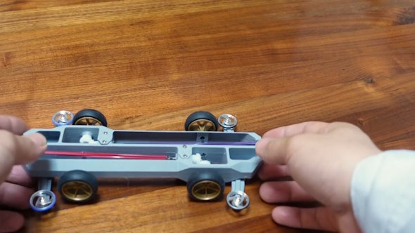 ゴム動力ミニ四駆