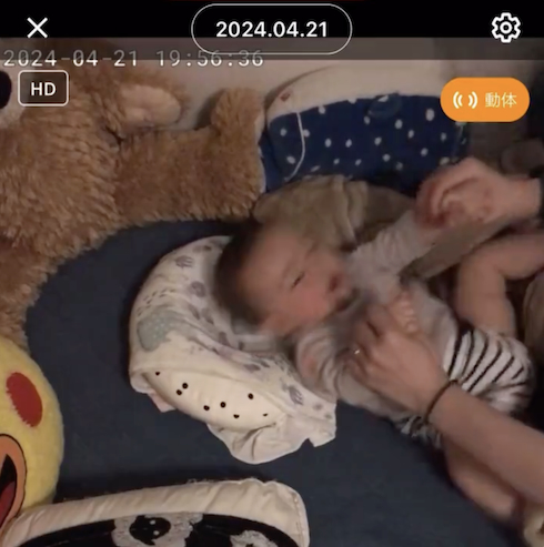 ママに気付いた赤ちゃん