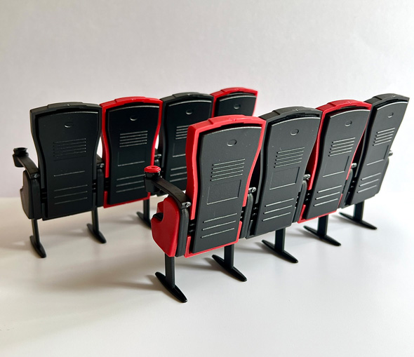 100均 ミニチュア 映画館のイス 山田化学 プラモデル セリア キャンドゥ