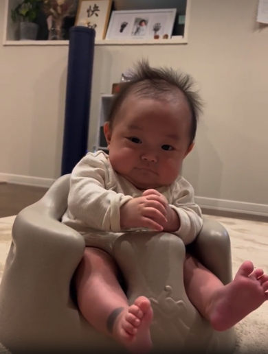 ママへの真顔は信頼している証拠