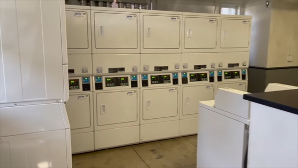 米ロサンゼルス・ハリウッドの激安アパート