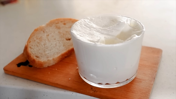 ミキサーいらずな牛乳クリームチーズの作り方