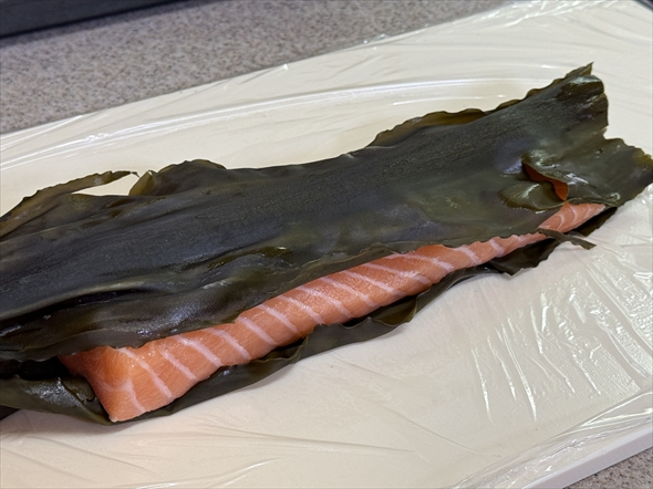 サーモン サモ肉