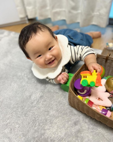 笑顔の赤ちゃん