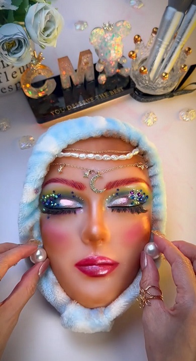 お面のメイク落とし01