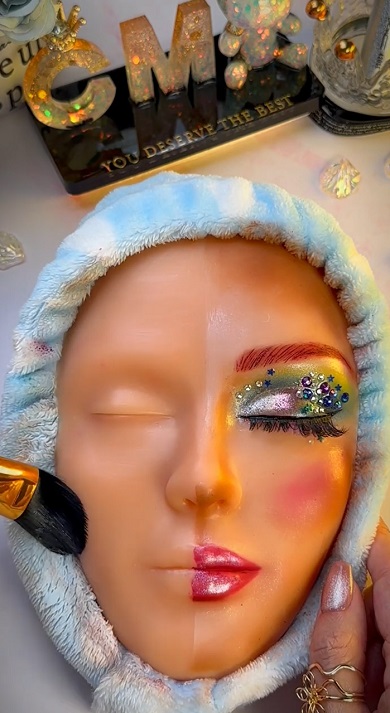 お面のメイク落とし03