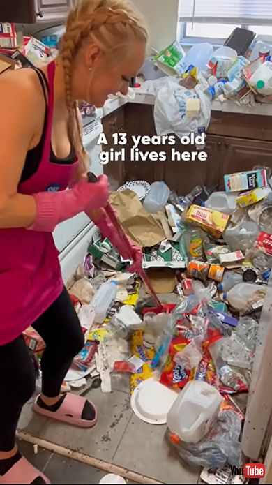 ゴミだらけのキッチン