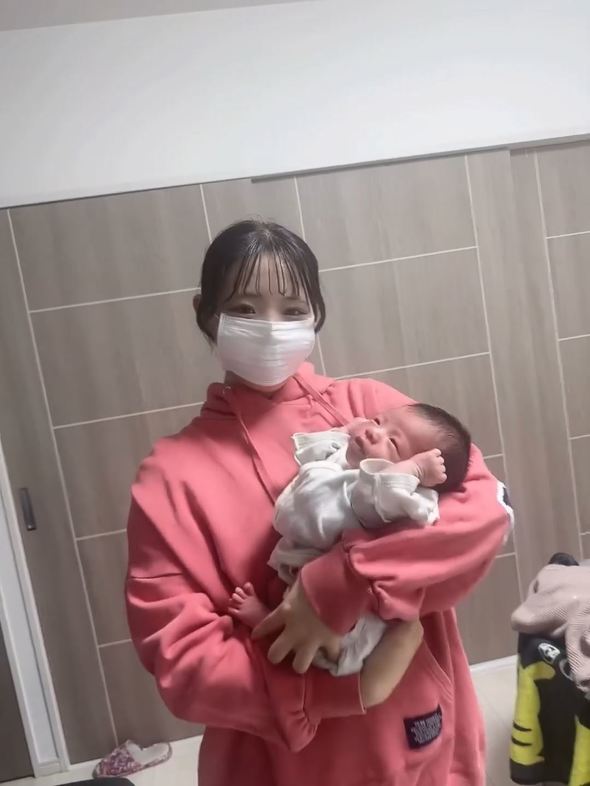 お姉ちゃんと赤ちゃん