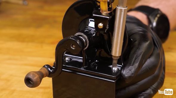 鉛筆削り器の修復