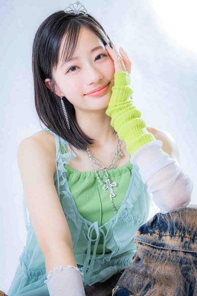 池端杏慈アップ写真