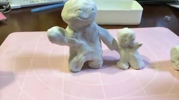 小5の娘が粘土でコマ撮りアニメ