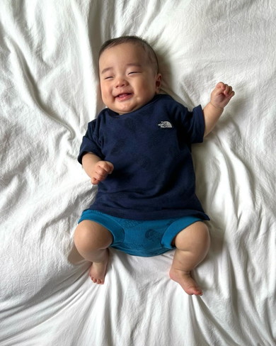 笑顔の赤ちゃん