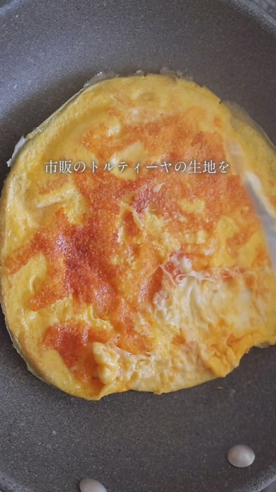 フライパンで焼くだけのトルティーヤの作り方