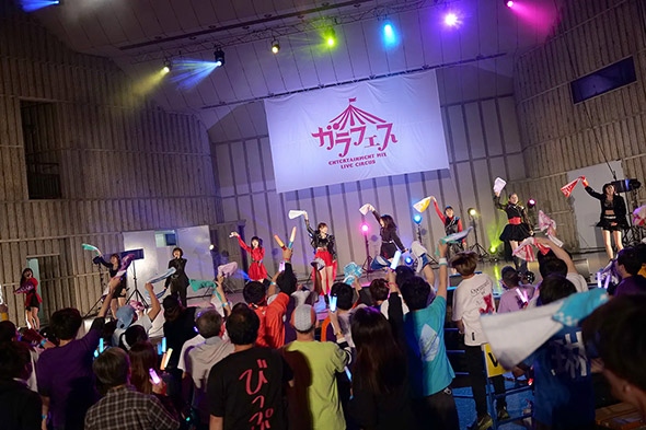 つばきファクトリーは最高の盛り上がり