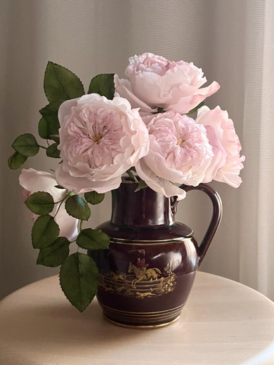 吉田ななこさんのバラをモチーフにしたシュガークラフト作品