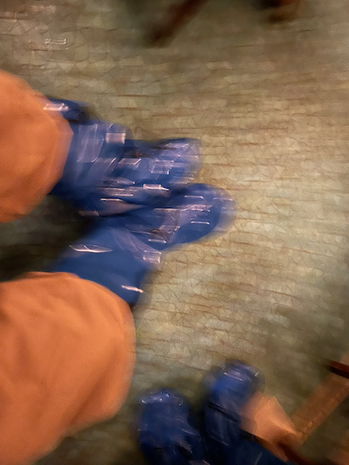 ビニールブーツ姿