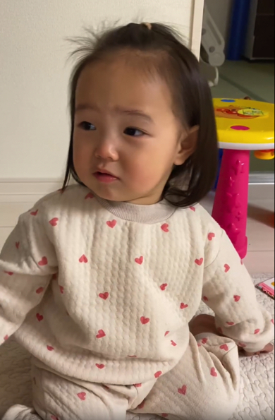 「ボーロ食べたい」と答える1歳児