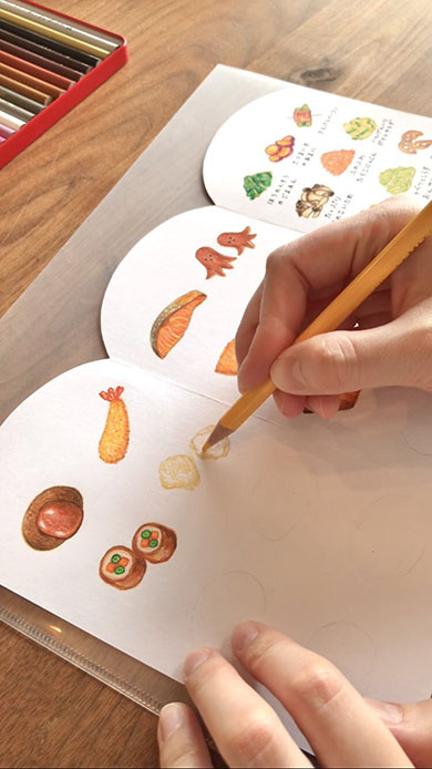 絵本みたいなメニュー・描いているところ