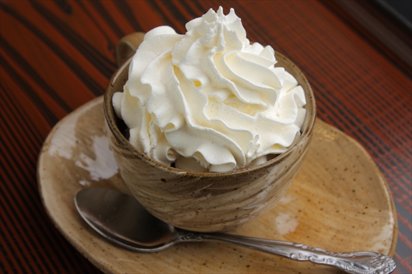 タコさんウインナーを乗せたウインナー・コーヒー