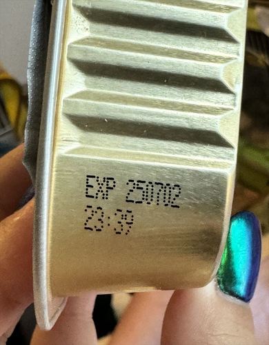 キャットフードに異物混入