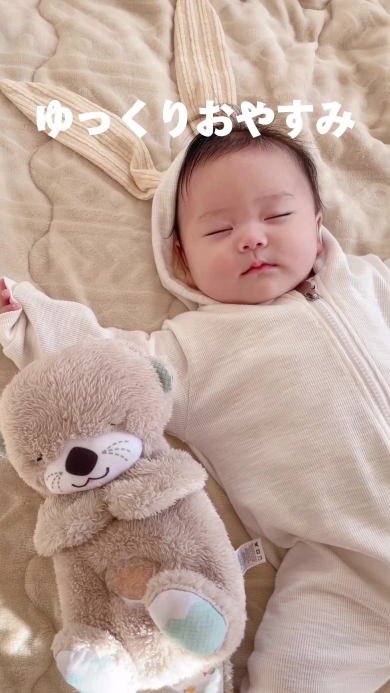 寝ている赤ちゃん
