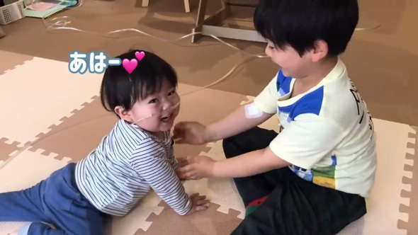 退院した弟と兄が再会