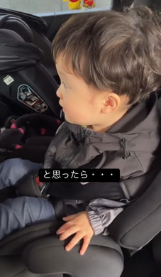 お喋りする男の子