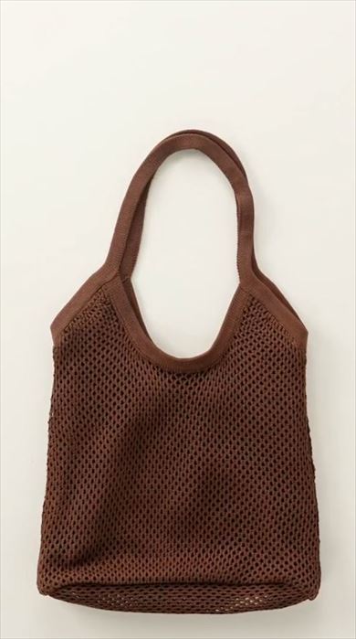 GUメッシュニットトートバッグの容量