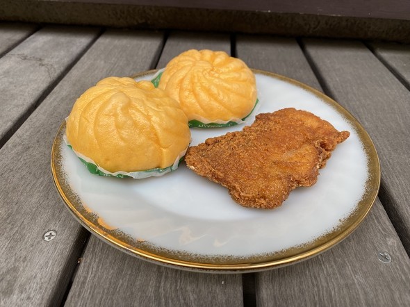 お皿の上に集合