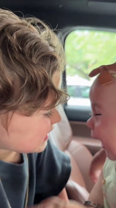 お兄ちゃんと赤ちゃん