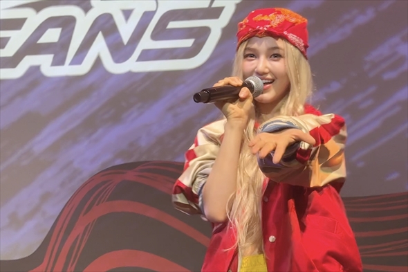 NewJeans Coke STUDIO