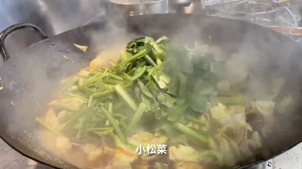 あんかけ焼きそば作り
