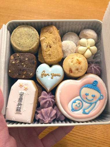 クッキー缶 安産祈願