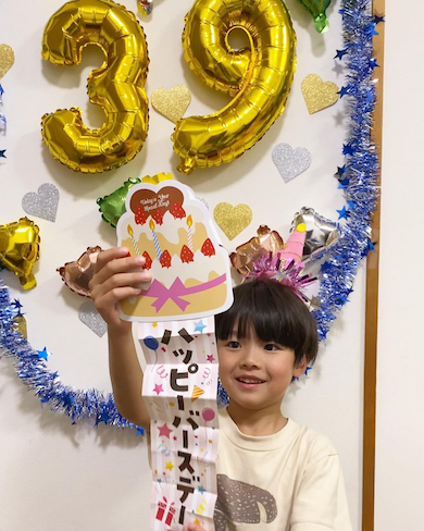 ママの誕生日をお祝い