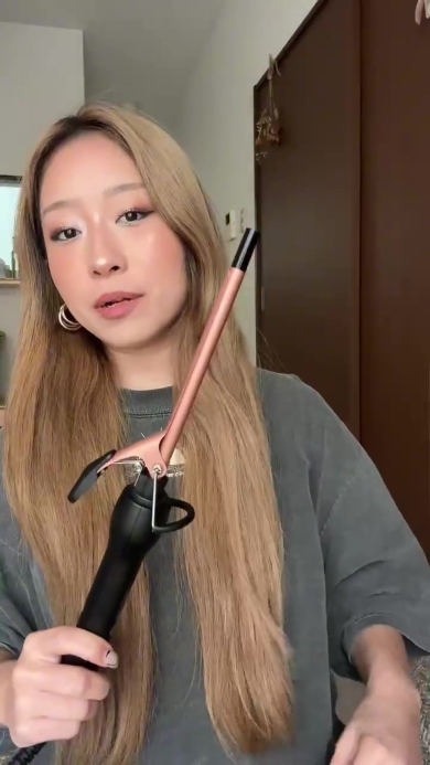 ロングヘアの女性