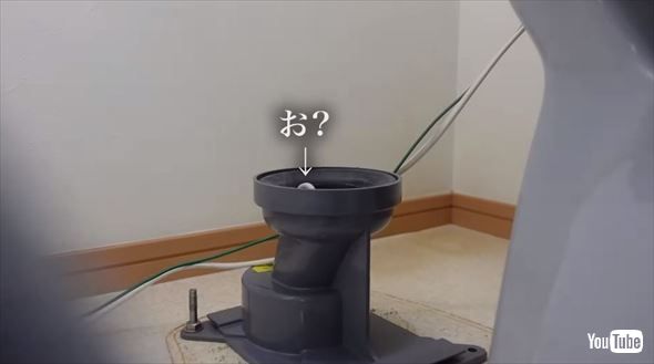 トイレにブラシを流したら？